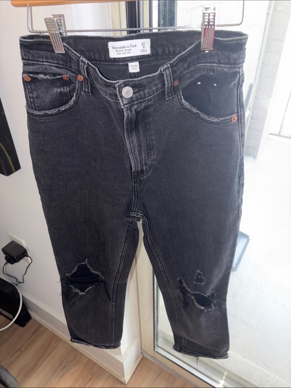 Abercrombie & Fitch Women’s Washed Black Distressed Jeans